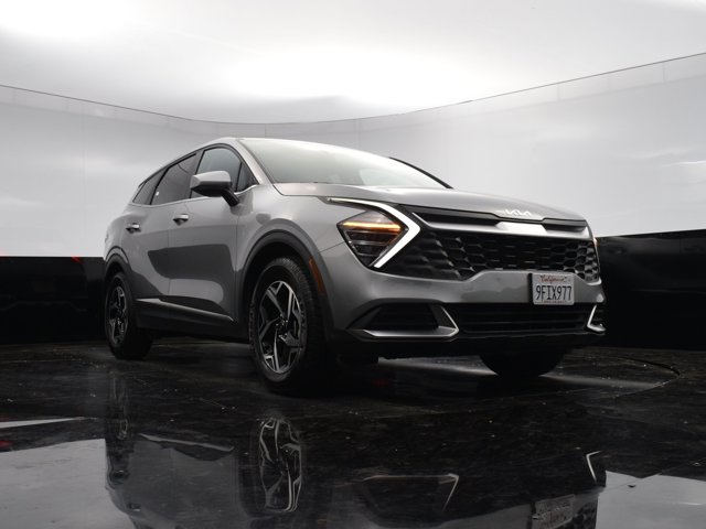 Vehicle image 10 of 41