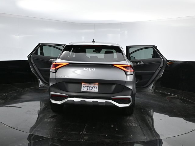 Vehicle image 22 of 41