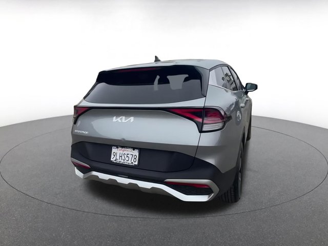 Vehicle image 8 of 45
