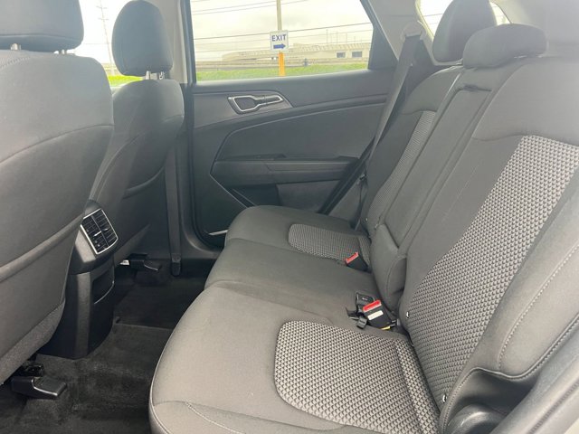 Vehicle image 24 of 45