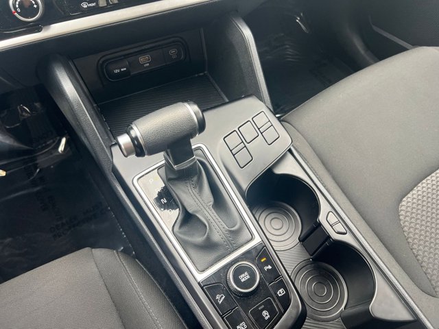 Vehicle image 40 of 45