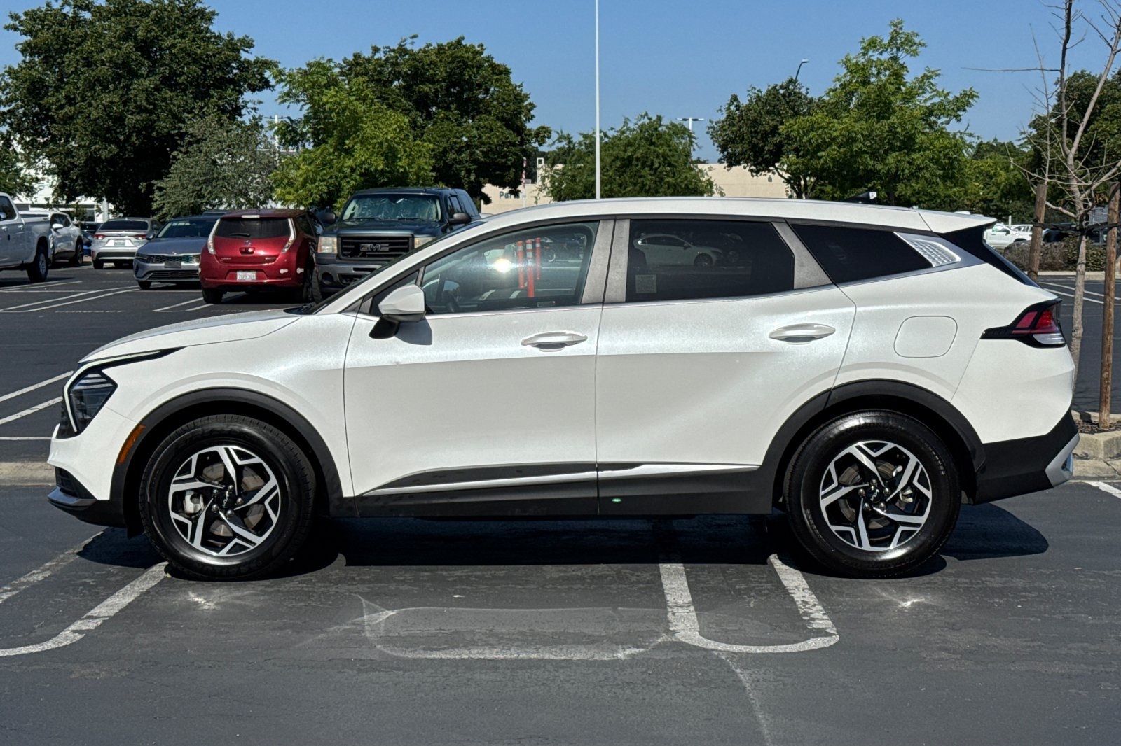 Vehicle image 9 of 53
