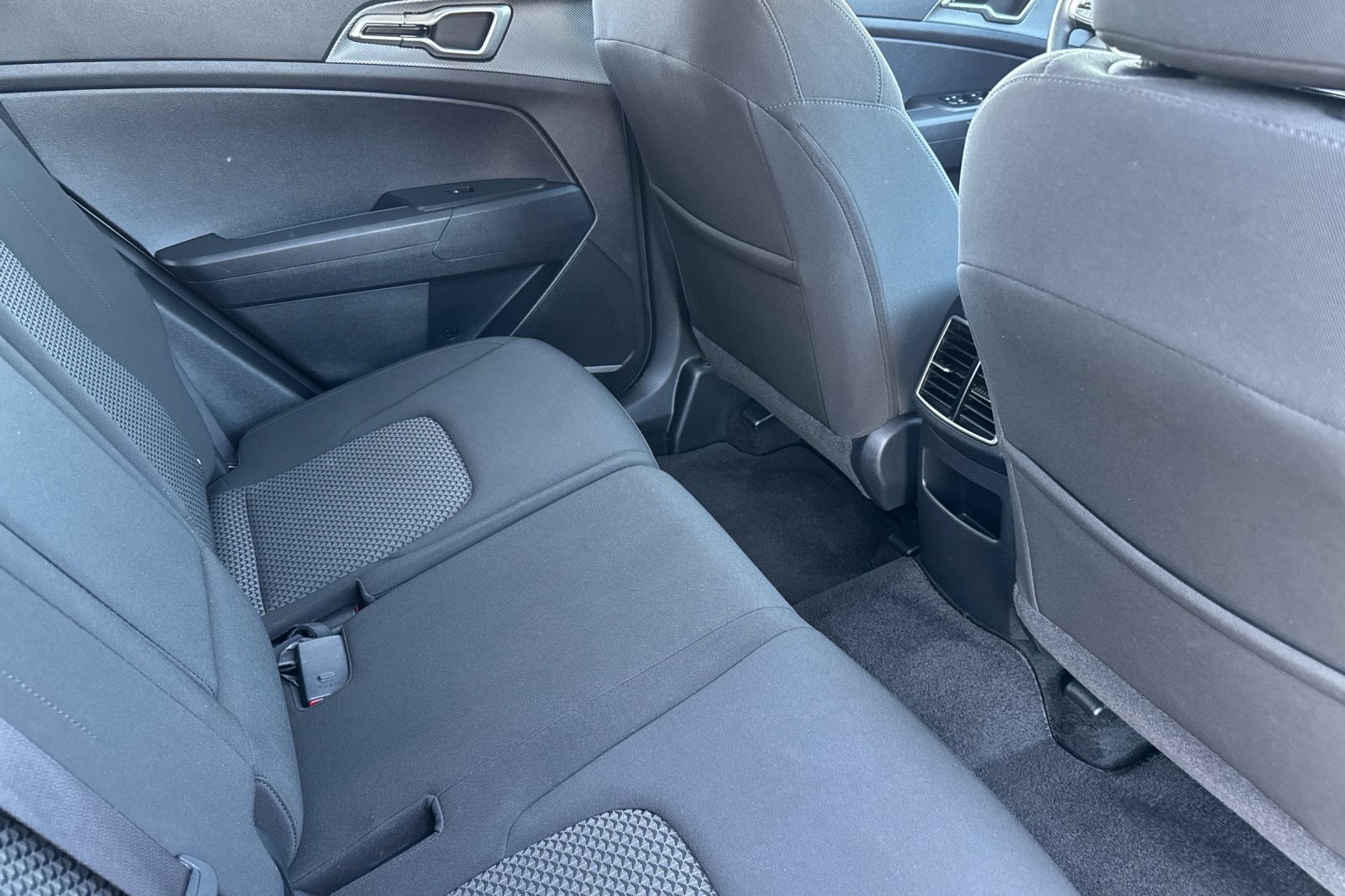 Vehicle image 18 of 53