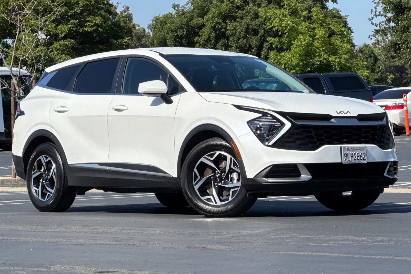 Vehicle image 4 of 53