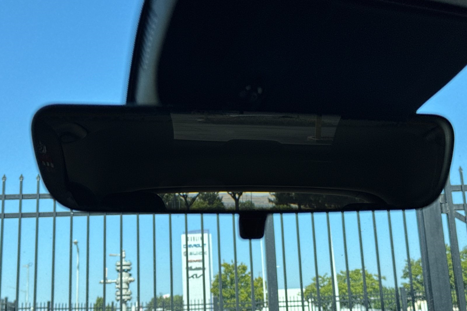 Vehicle image 25 of 53