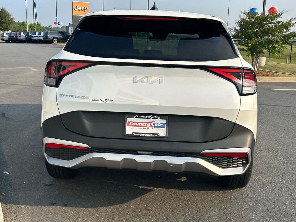 Vehicle image 6 of 25
