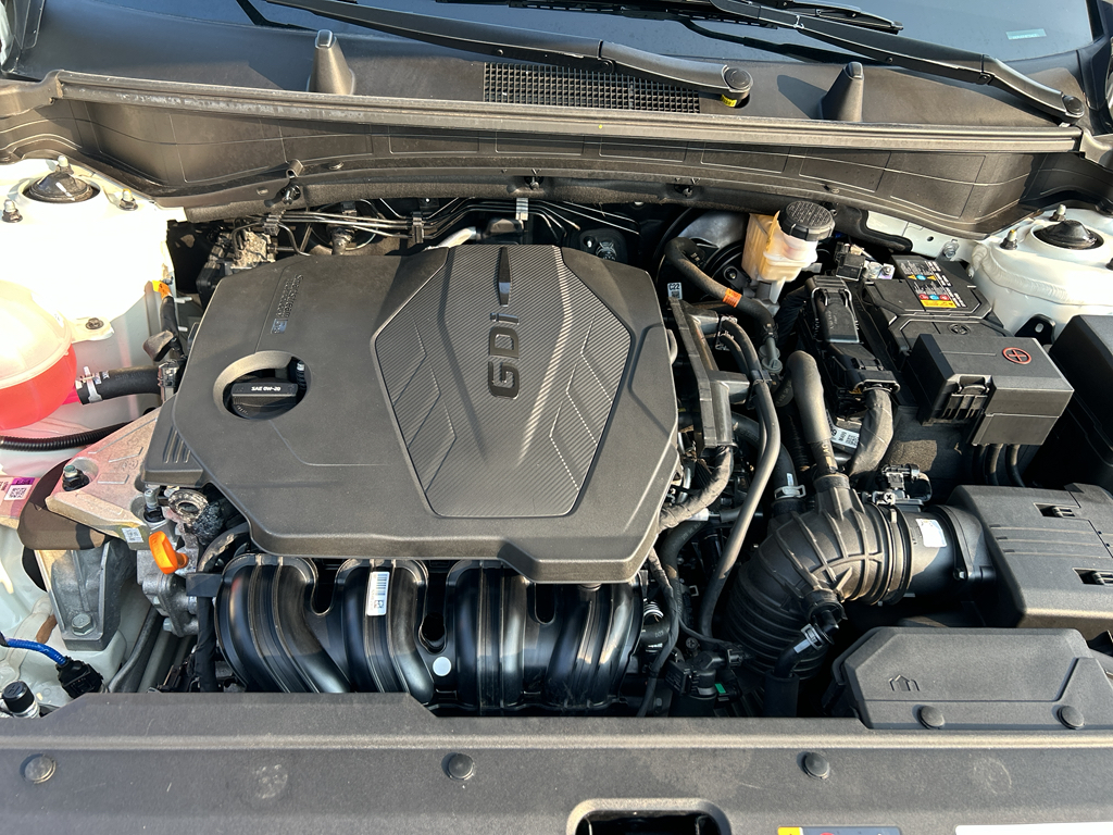 Vehicle image 24 of 25
