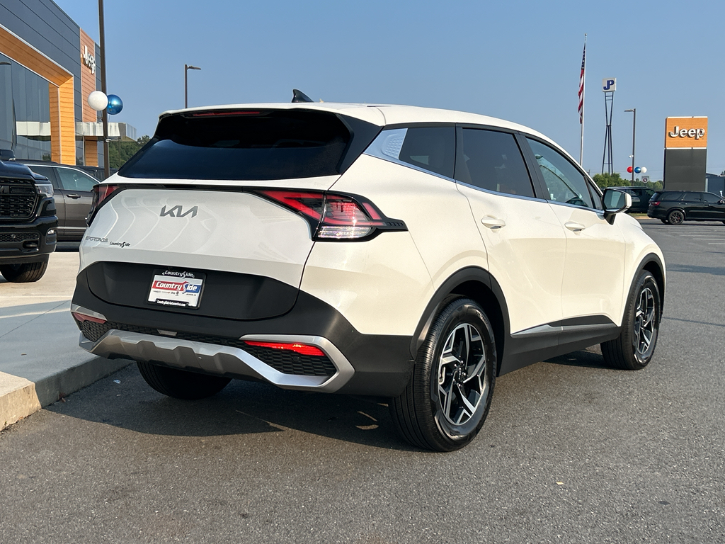 Vehicle image 5 of 25