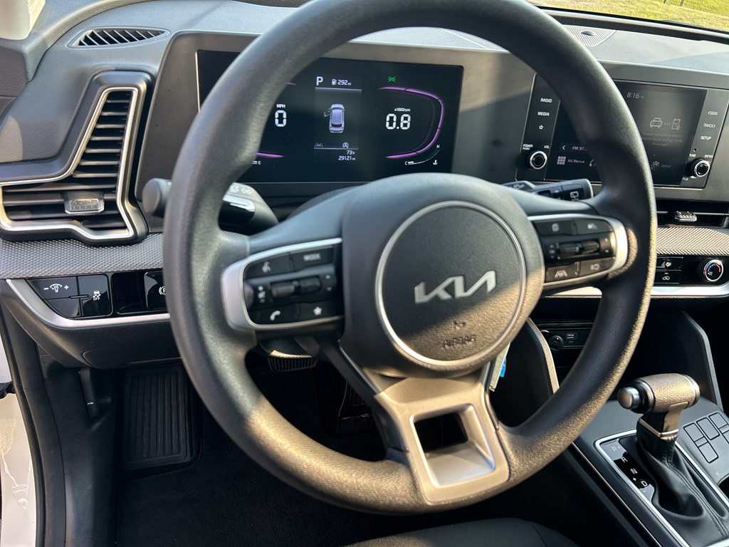 Vehicle image 10 of 25