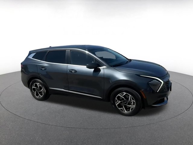 Vehicle image 4 of 45