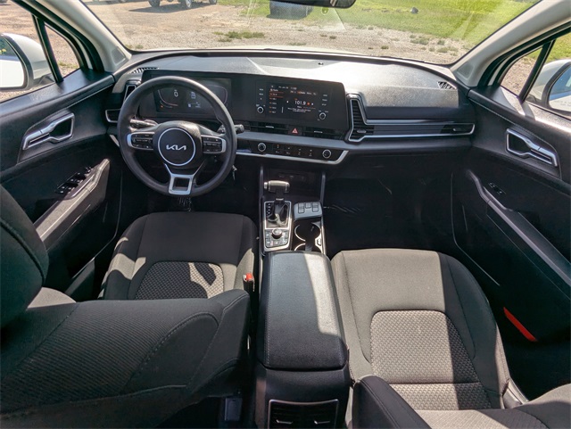 Vehicle image 14 of 30