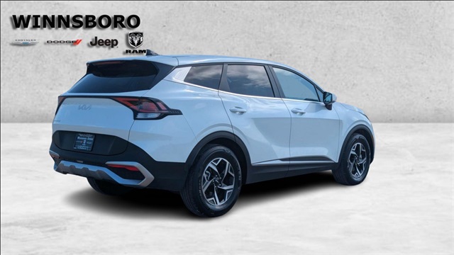 Vehicle image 4 of 30