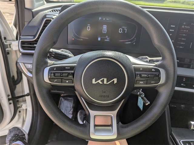 Vehicle image 15 of 30