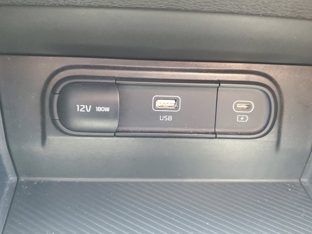 Vehicle image 23 of 28