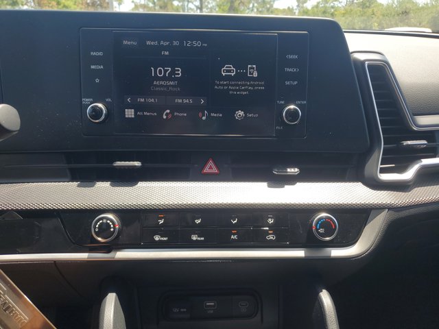 Vehicle image 19 of 28