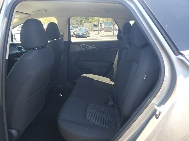Vehicle image 10 of 28