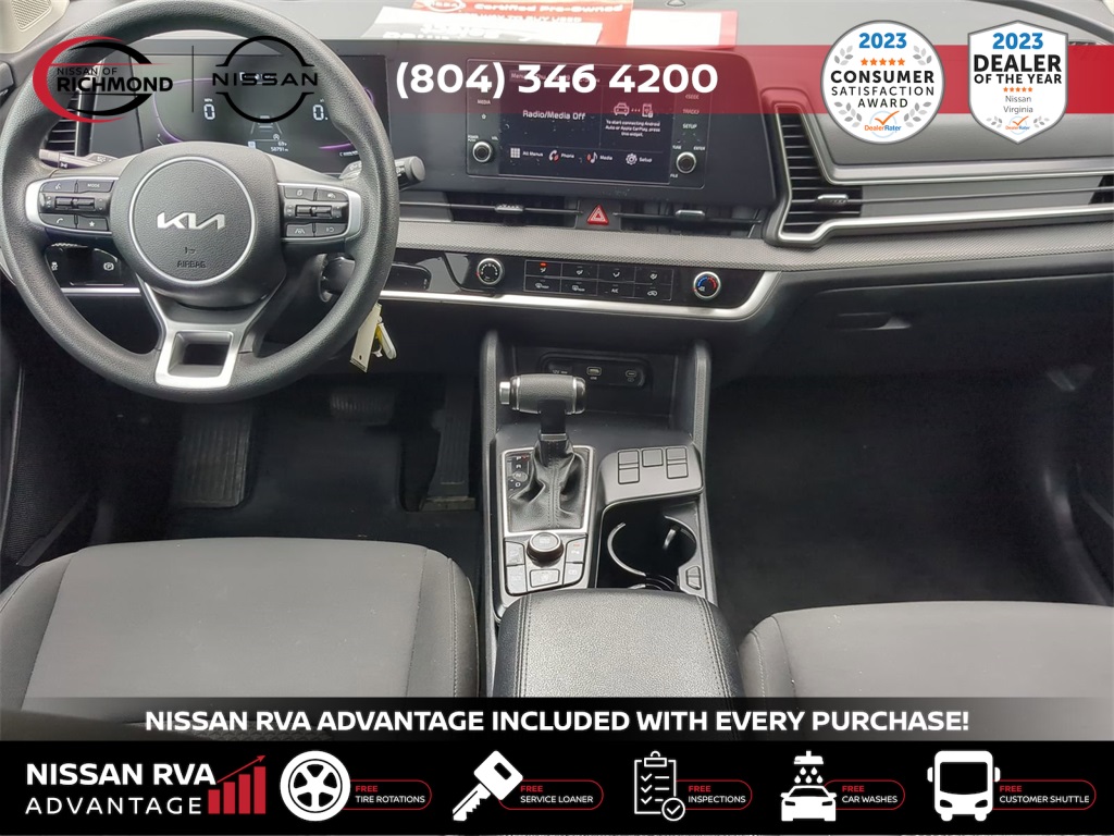 Vehicle image 15 of 26