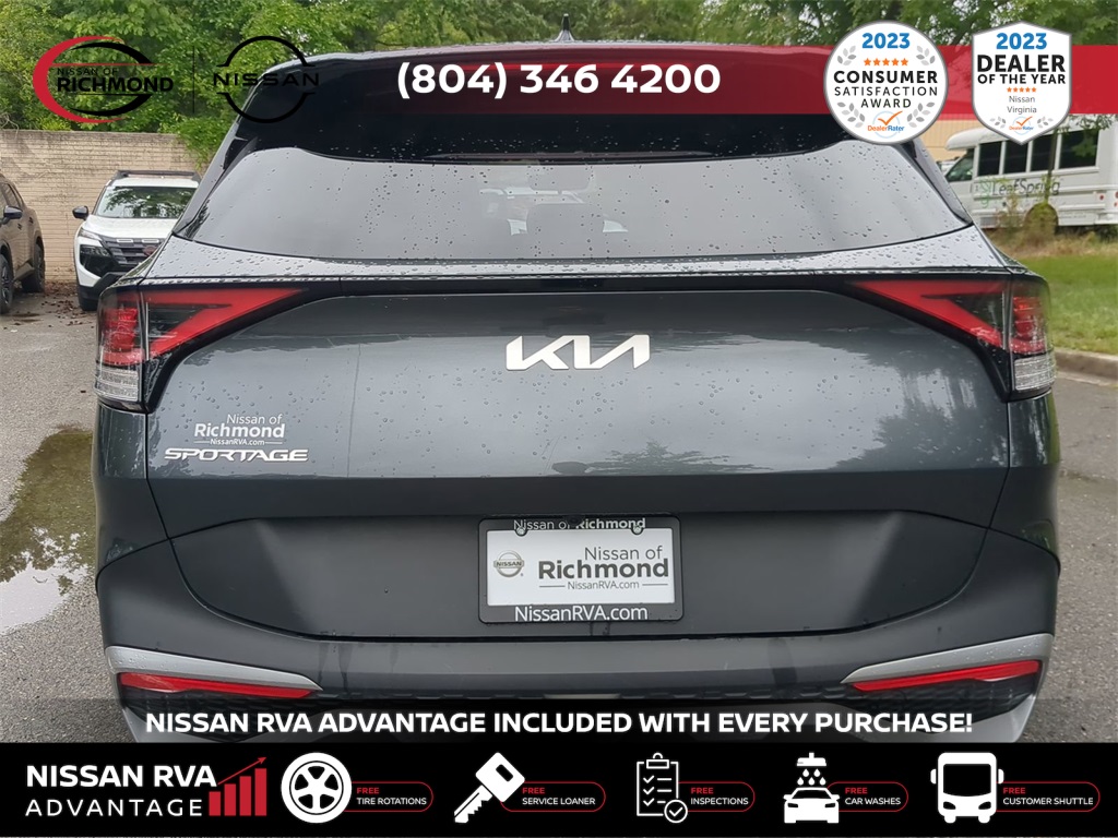 Vehicle image 9 of 26