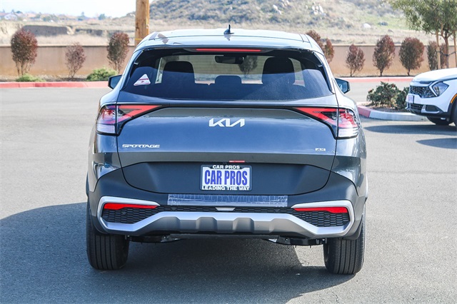Vehicle image 6 of 25