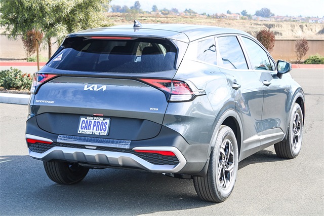 Vehicle image 5 of 25