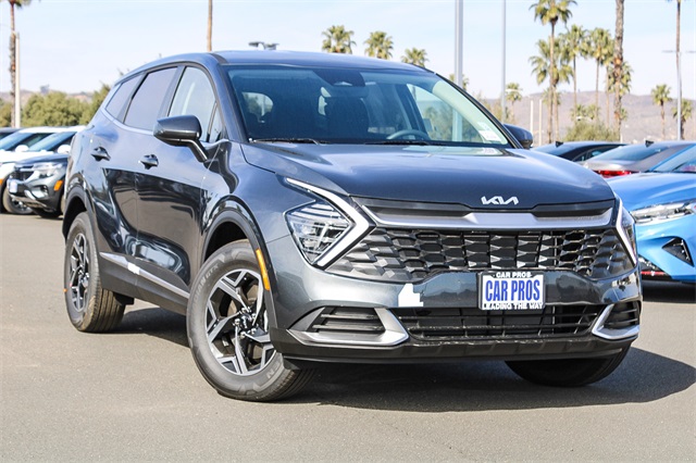 Vehicle image 4 of 25