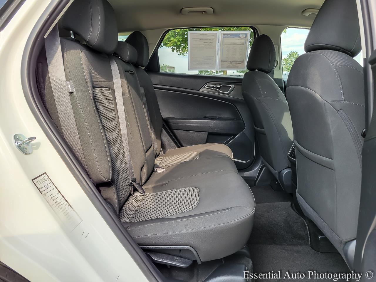 2024 Kia Sportage LX Image 10 of 34