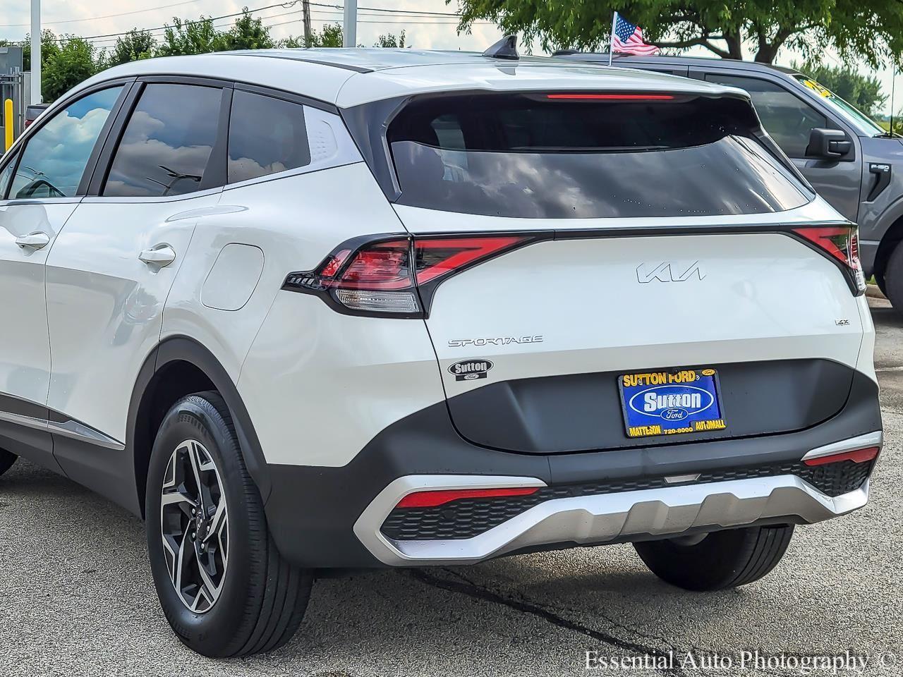 2024 Kia Sportage LX Image 6 of 34