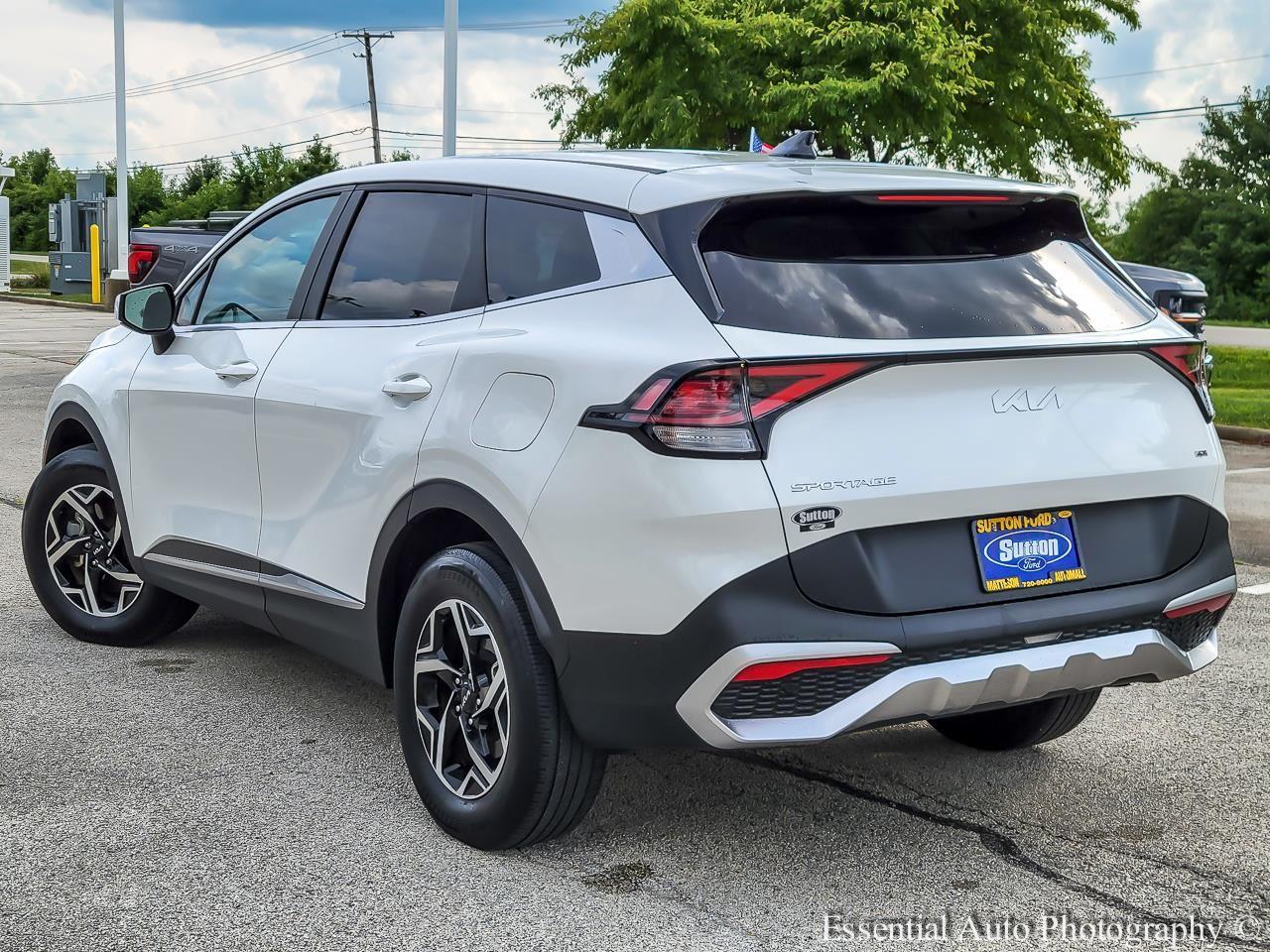 2024 Kia Sportage LX Image 5 of 34