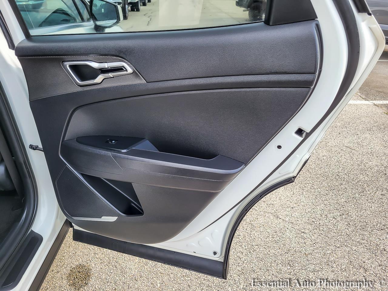 2024 Kia Sportage LX Image 26 of 34