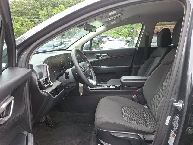 Vehicle image 11 of 30