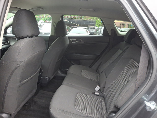 Vehicle image 10 of 30