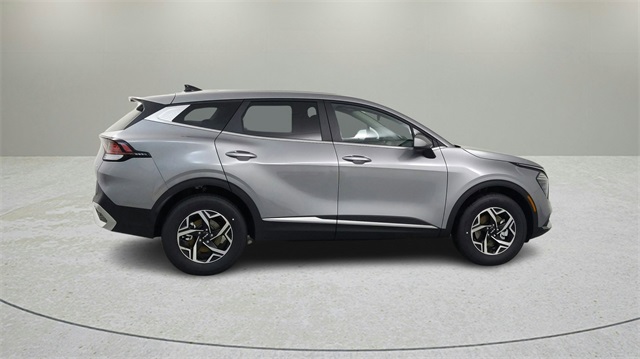 Vehicle image 9 of 25