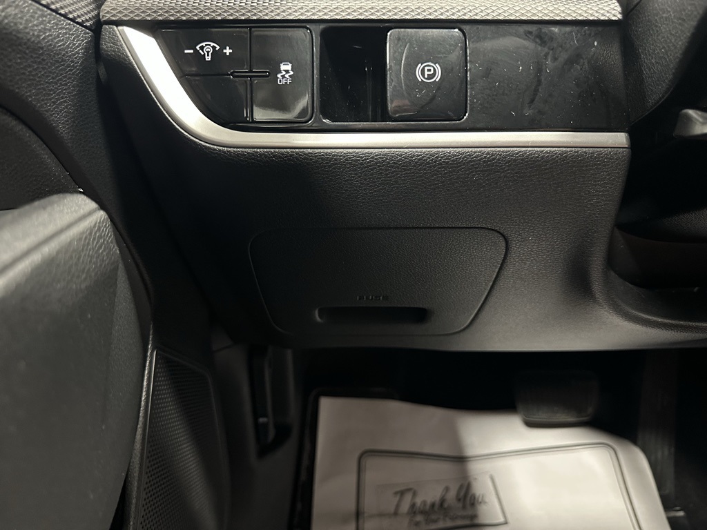 Vehicle image 60 of 64