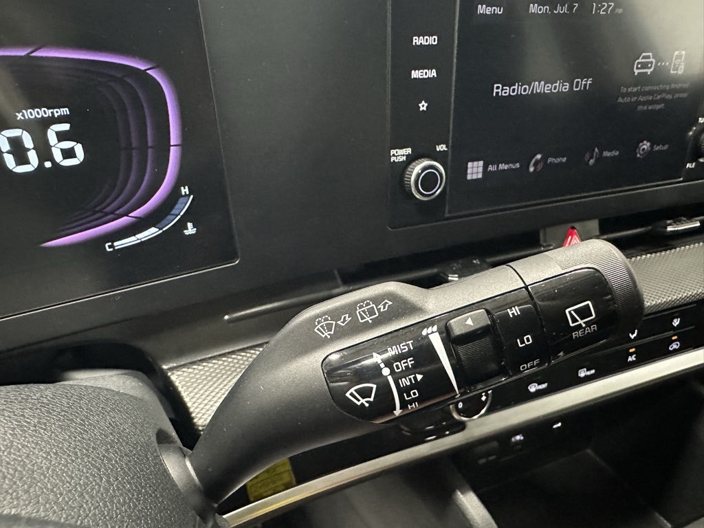 Vehicle image 41 of 64