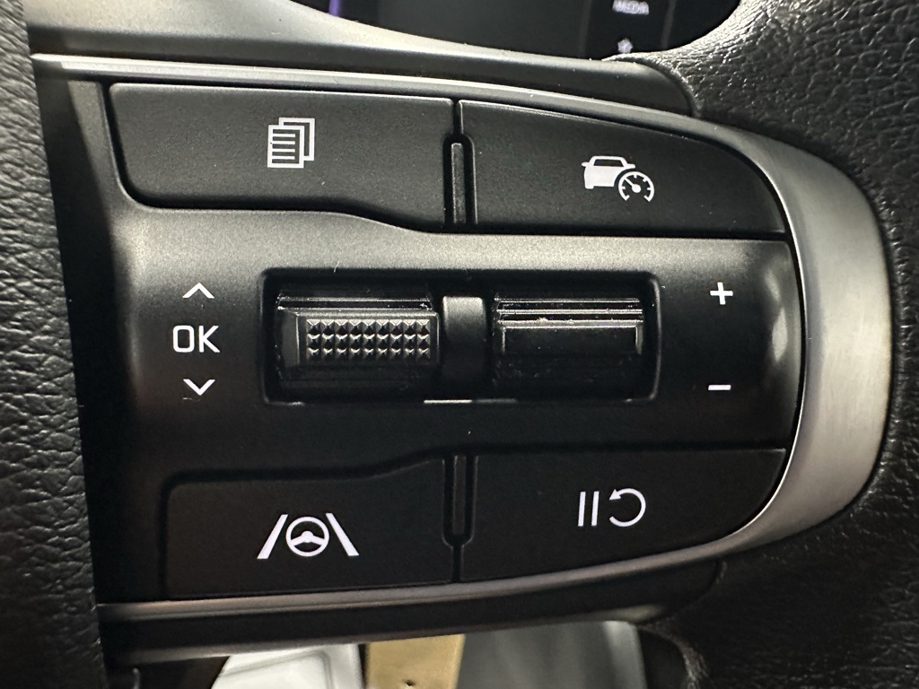 Vehicle image 55 of 64