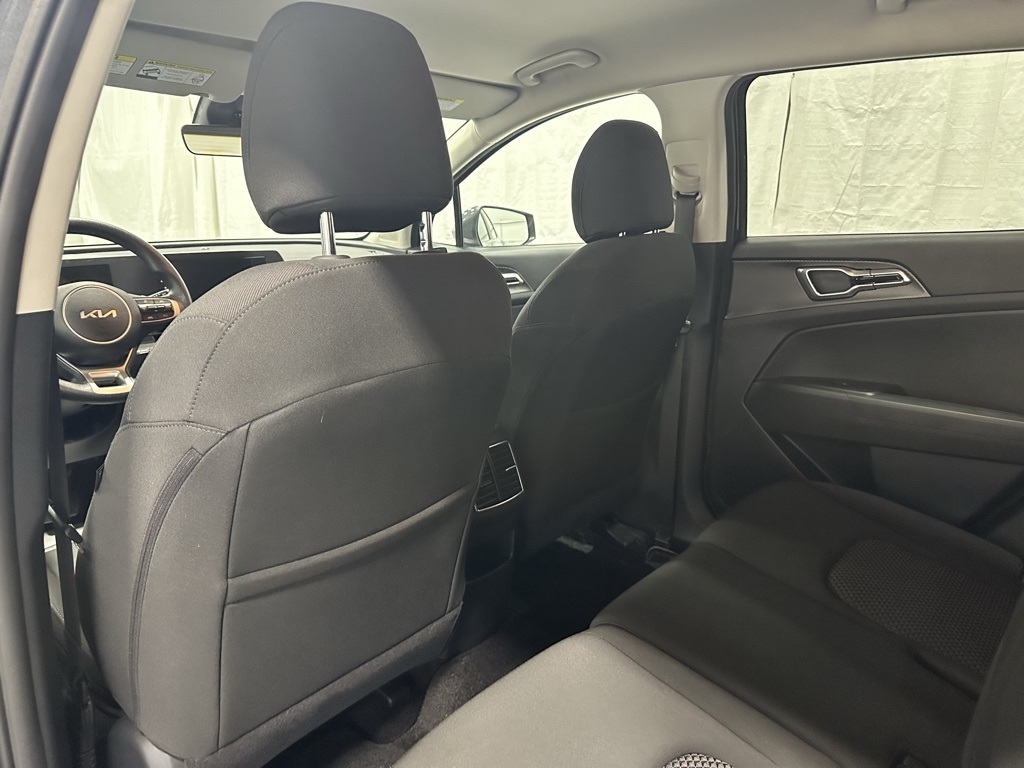 Vehicle image 25 of 64