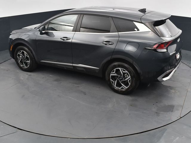 Vehicle image 16 of 39
