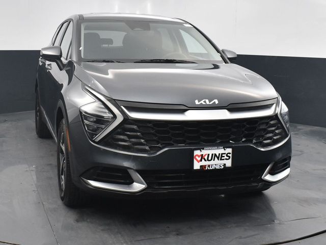 Vehicle image 8 of 39