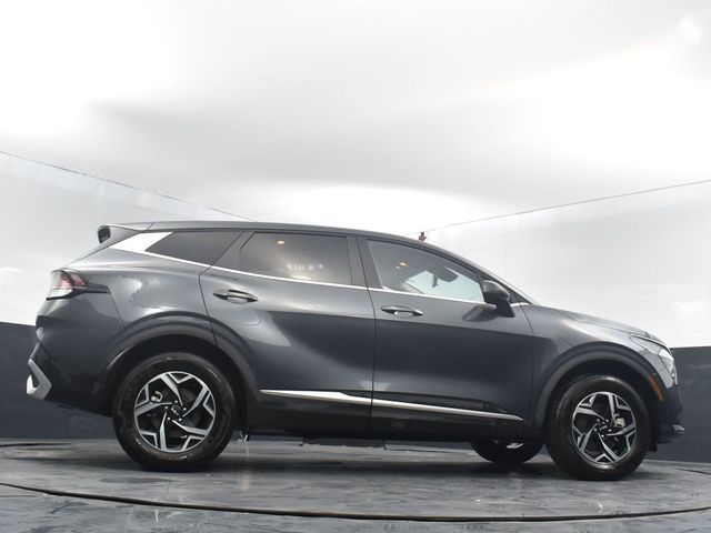 Vehicle image 24 of 39