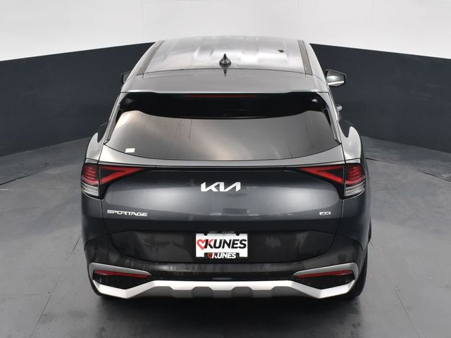 Vehicle image 3 of 39