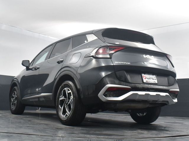 Vehicle image 22 of 39