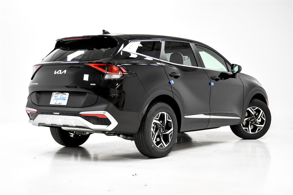 Vehicle image 5 of 31