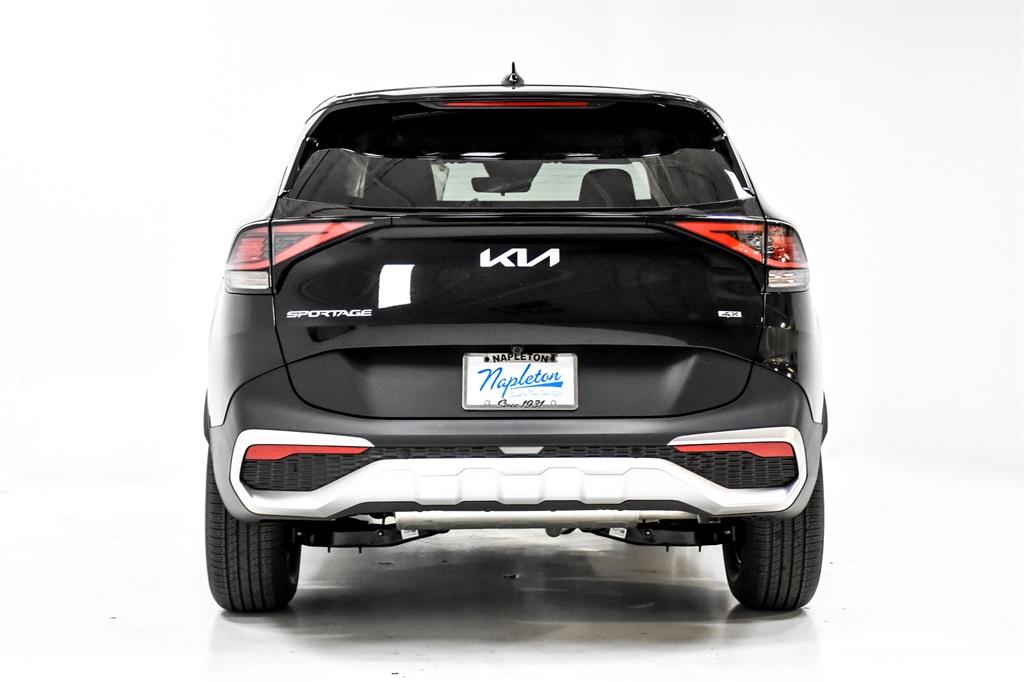 Vehicle image 6 of 31