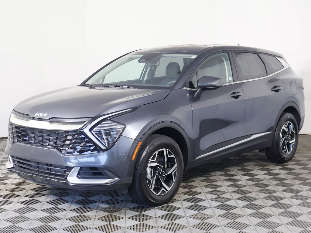 2024 Kia Sportage LX Image 1 of 49