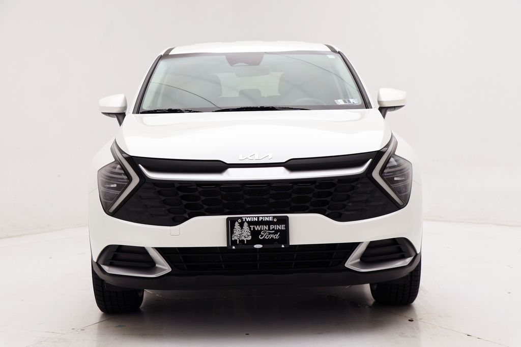 2024 Kia Sportage LX Image 4 of 29