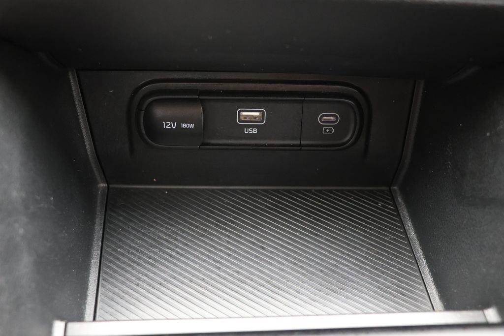 2024 Kia Sportage LX Image 27 of 29