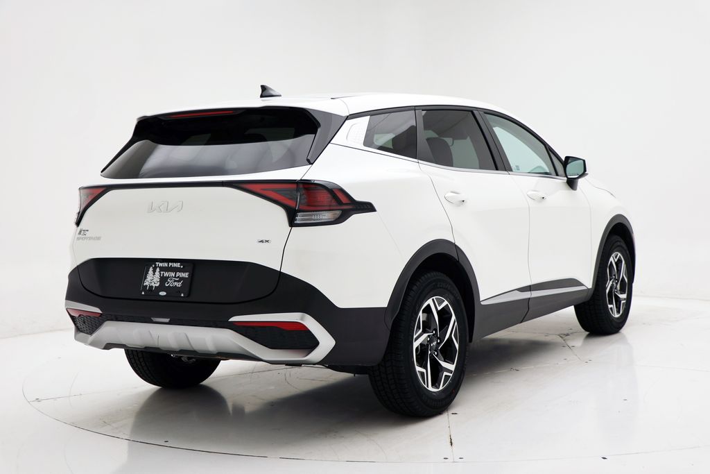 2024 Kia Sportage LX Image 9 of 29