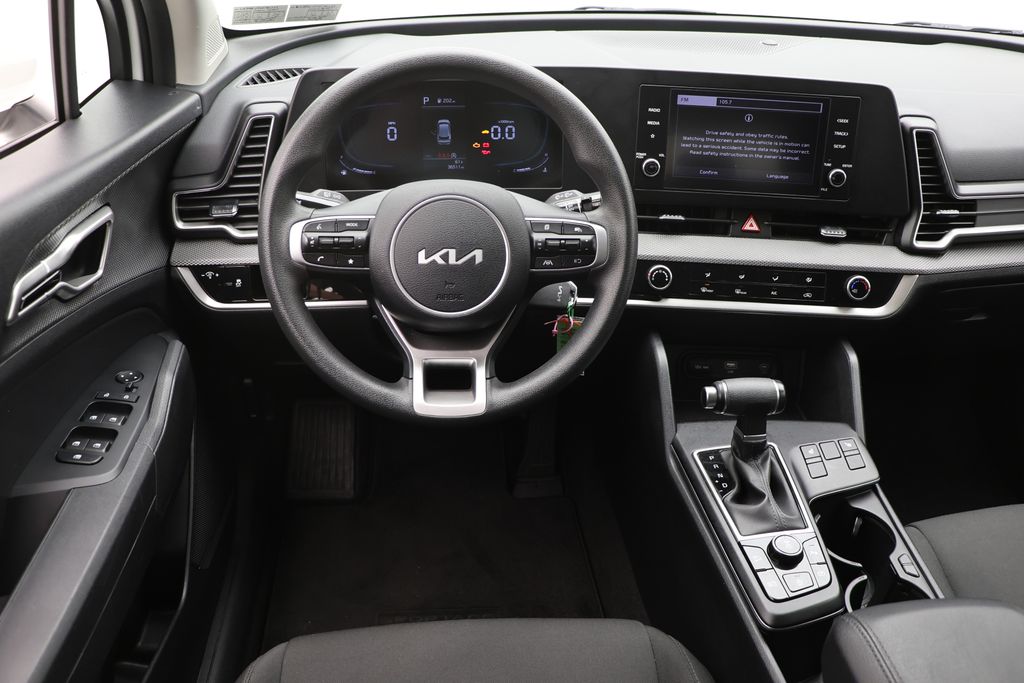 2024 Kia Sportage LX Image 13 of 29