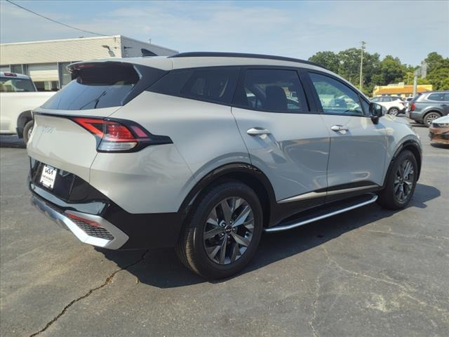 Vehicle image 5 of 32