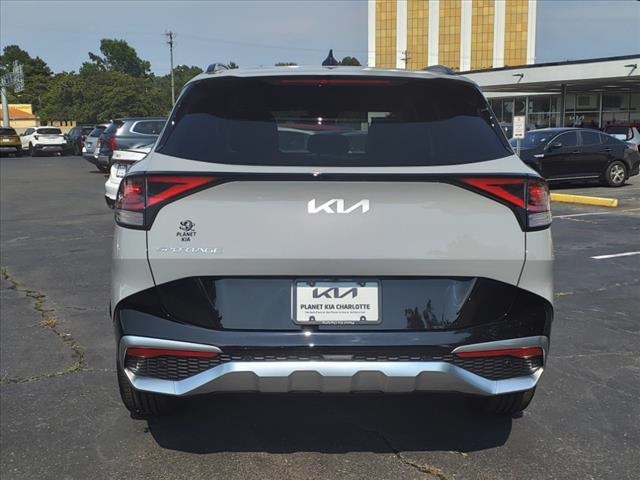 Vehicle image 6 of 32